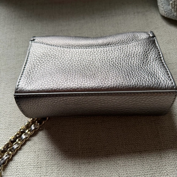 Tory Burch Gunmetal Leather Marion Shrunken Shoulder Bag - Picture 5 of 9